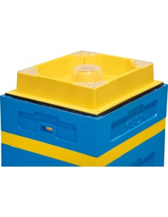 PODKARMIACZKA G&Oacute;RNA DADANT &ndash; PLASTIKOWA - POJEMNOŚĆ 7,5L